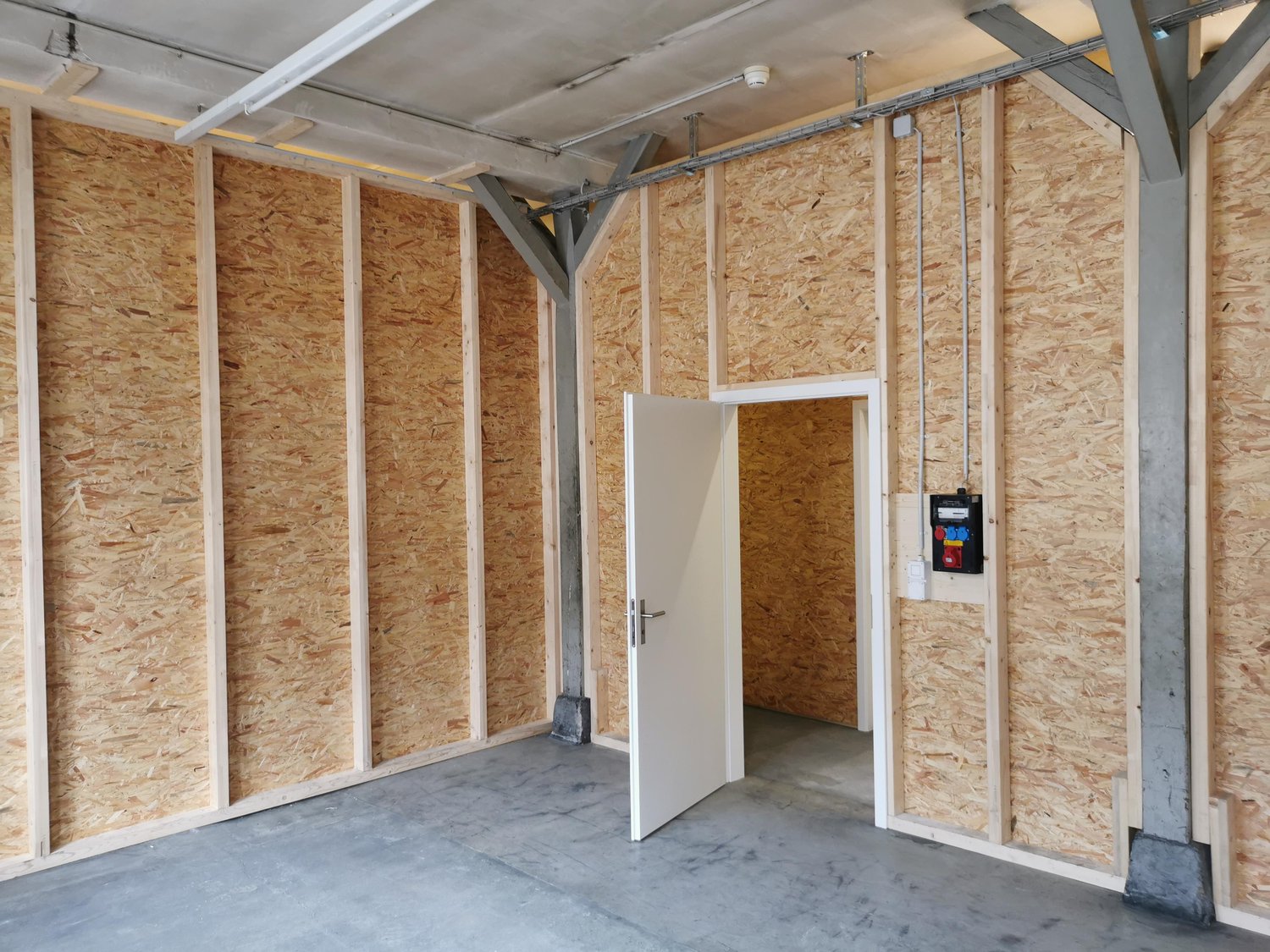 25m² commercial