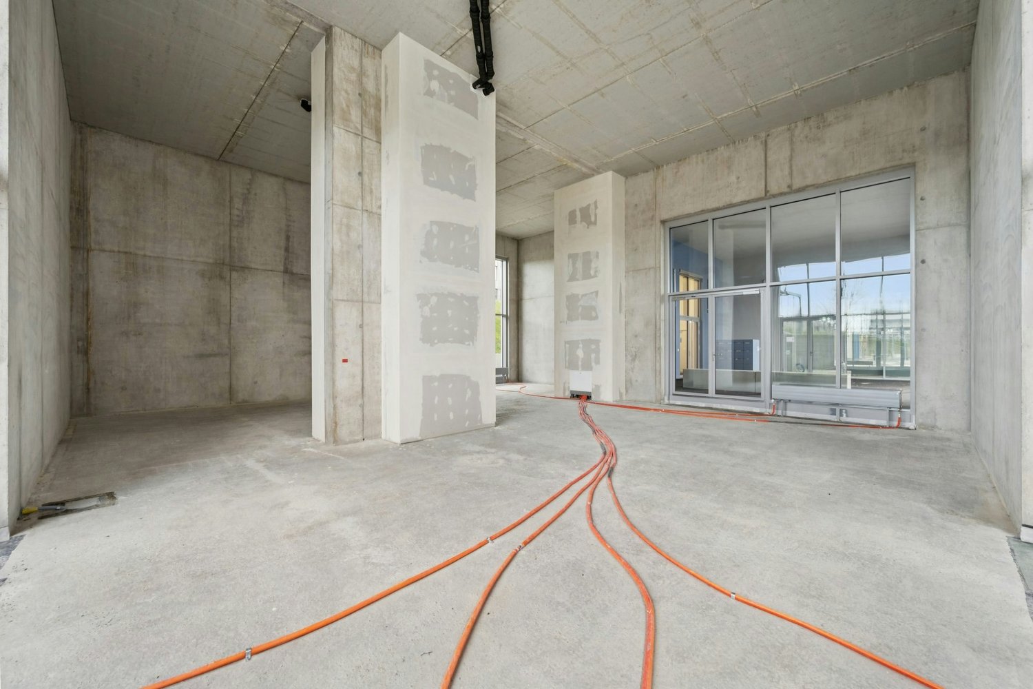 146m² commercial