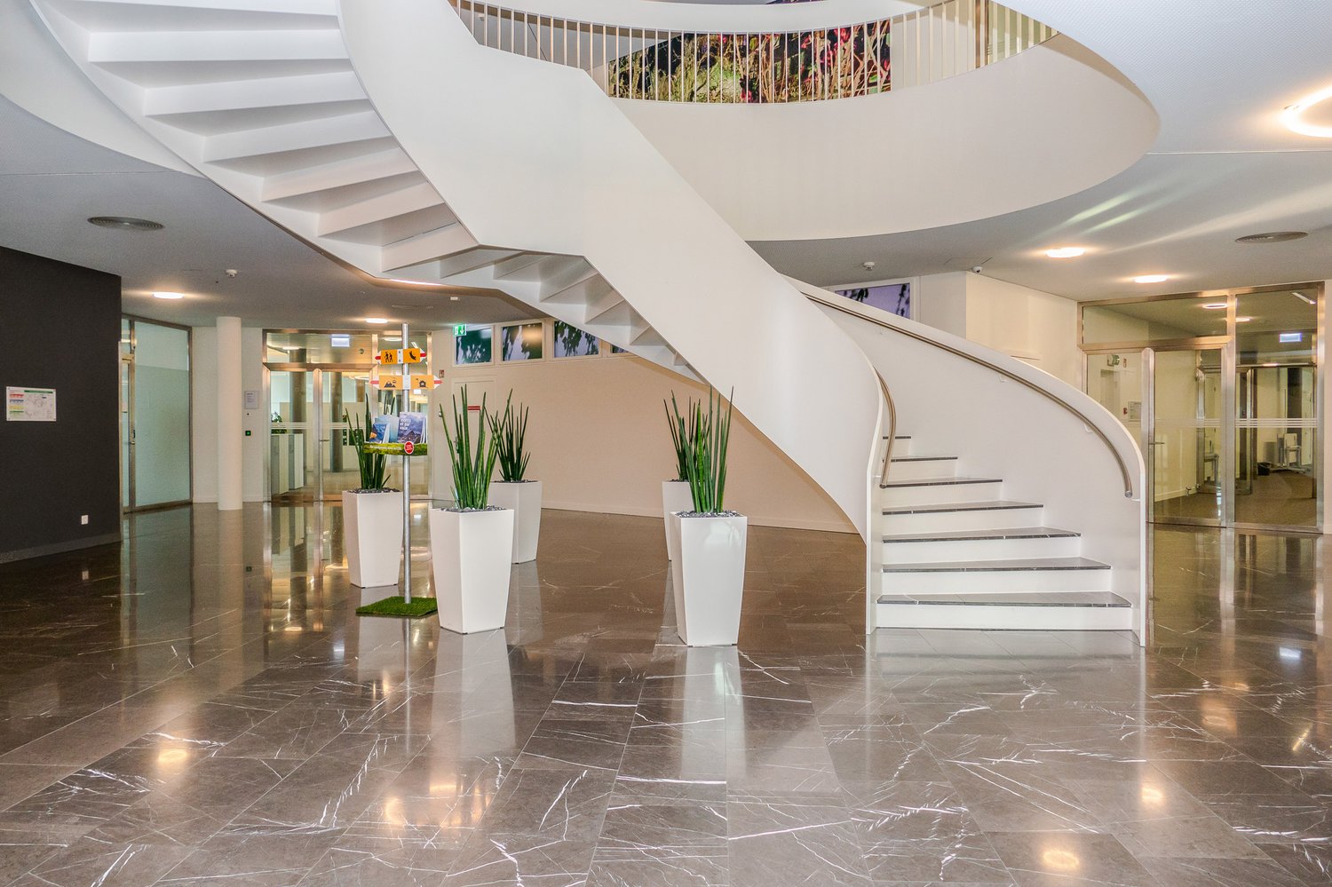 570m² ufficio