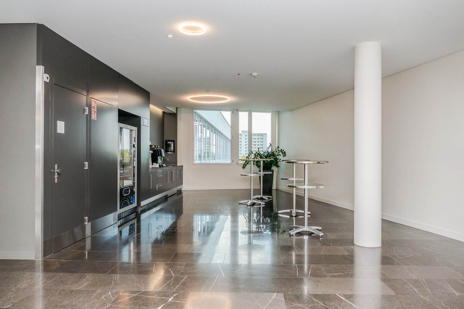 570m² ufficio