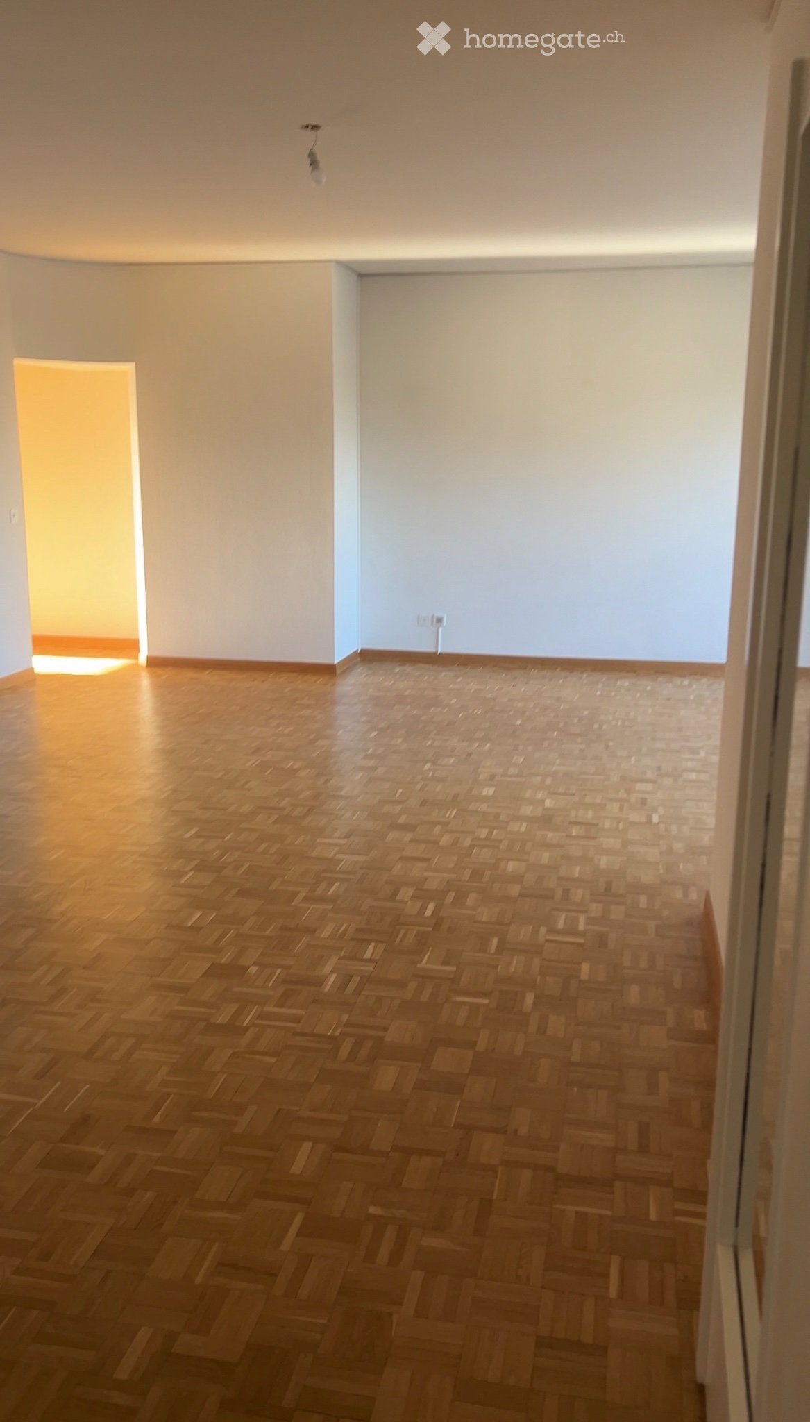 5 rooms apartment