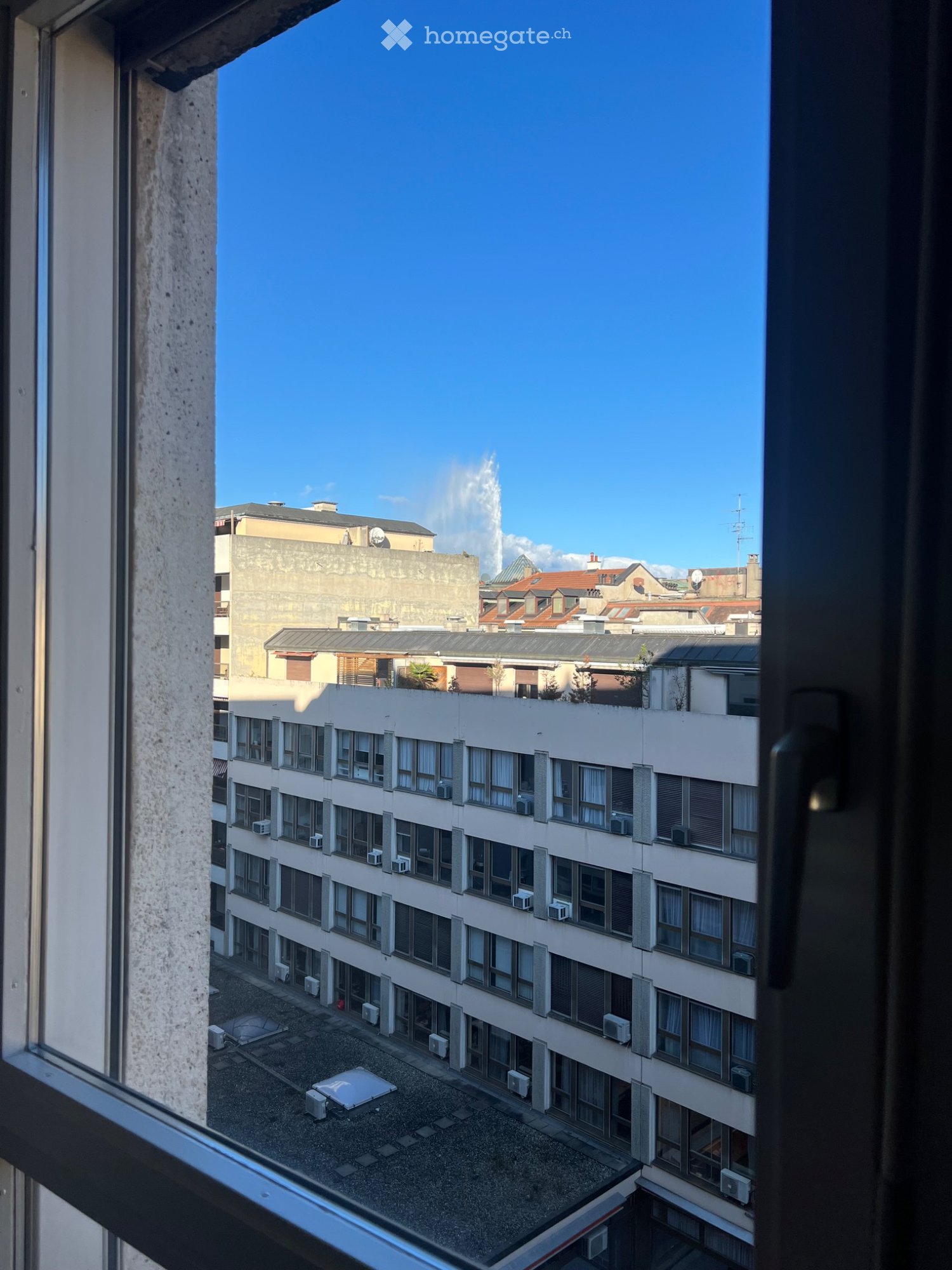 5 rooms apartment