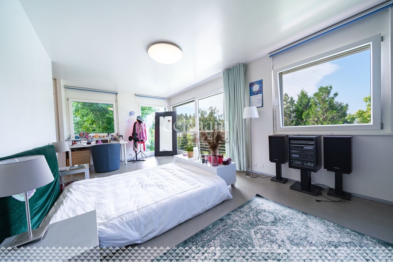 10 rooms villa