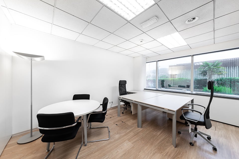 17m² office