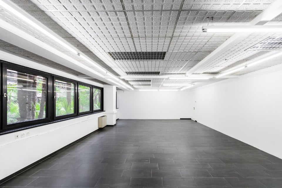 275m² industrial object