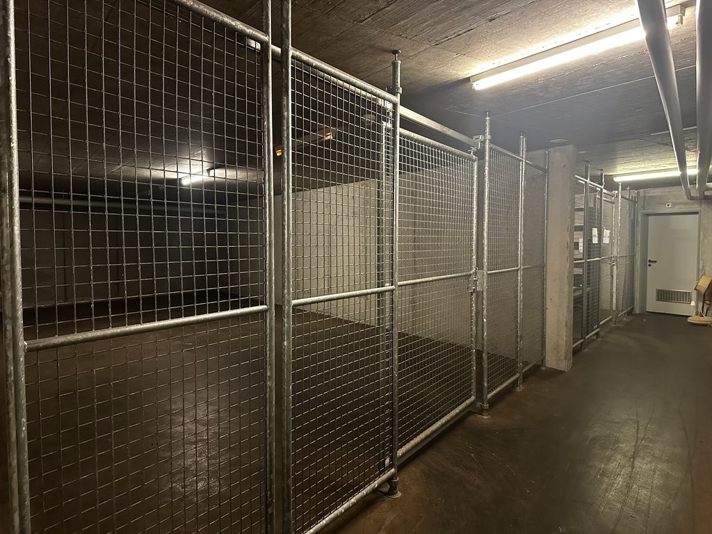 59m² storage room