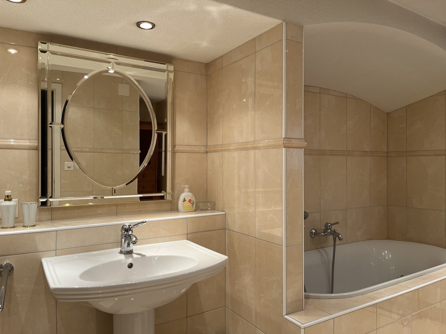 5 ½ rooms furnished flat