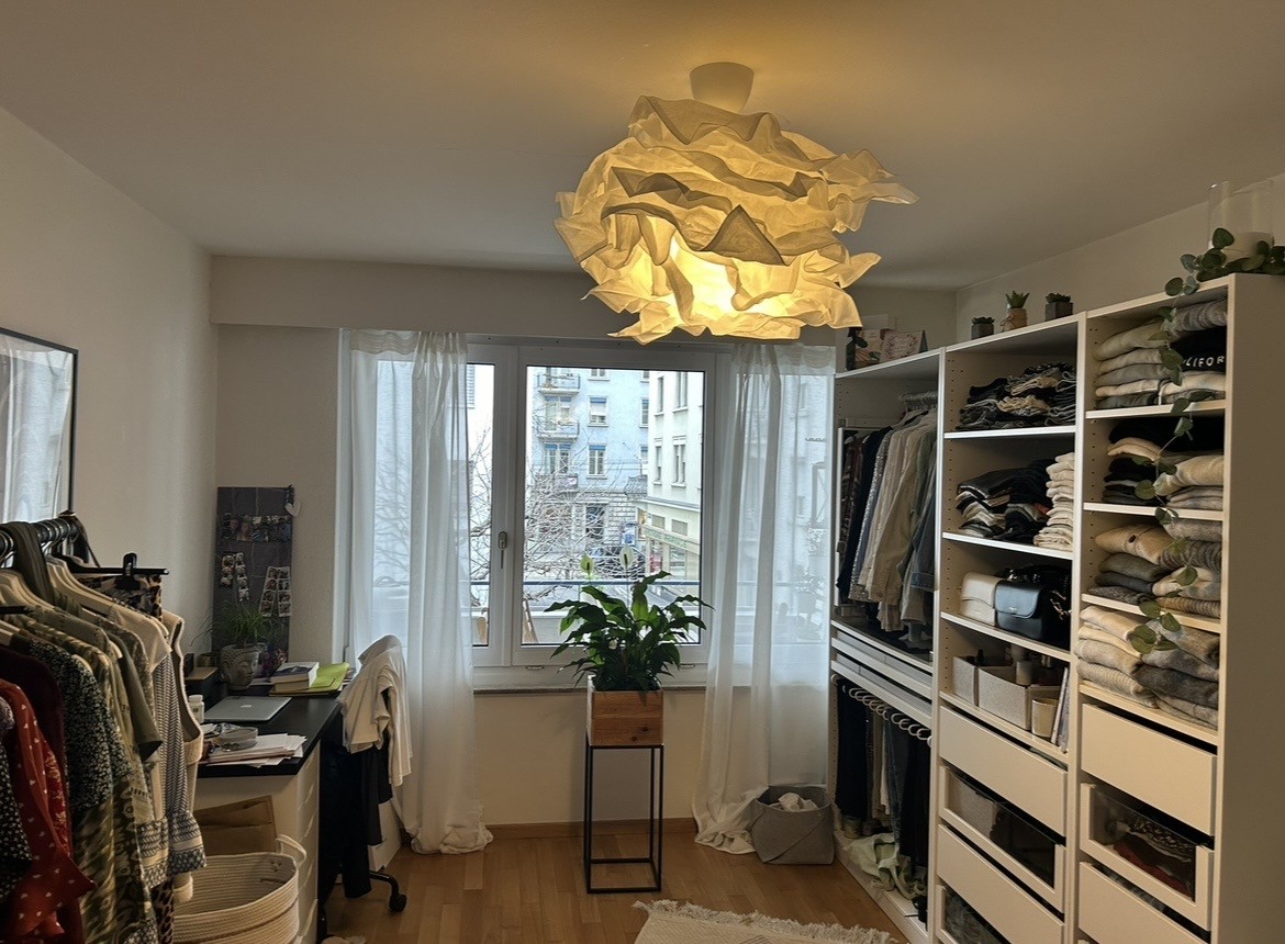 Camera in un appartamento condiviso