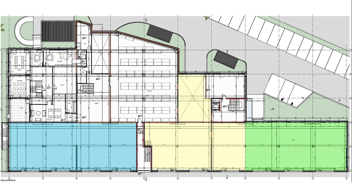 381m² industrial object