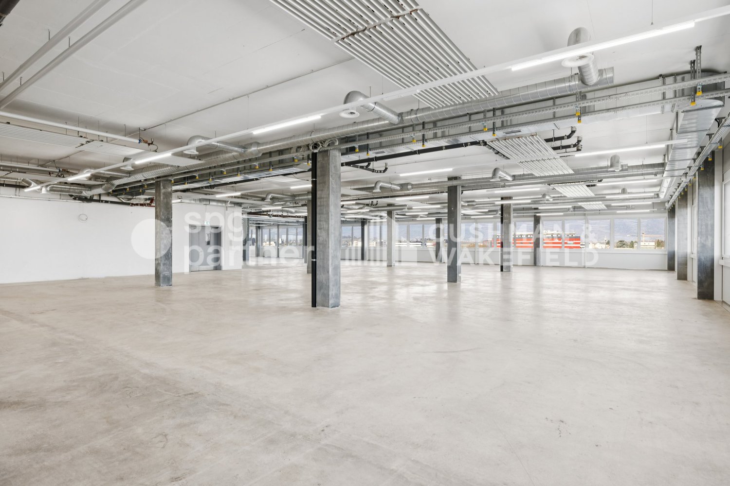 500m² commercial