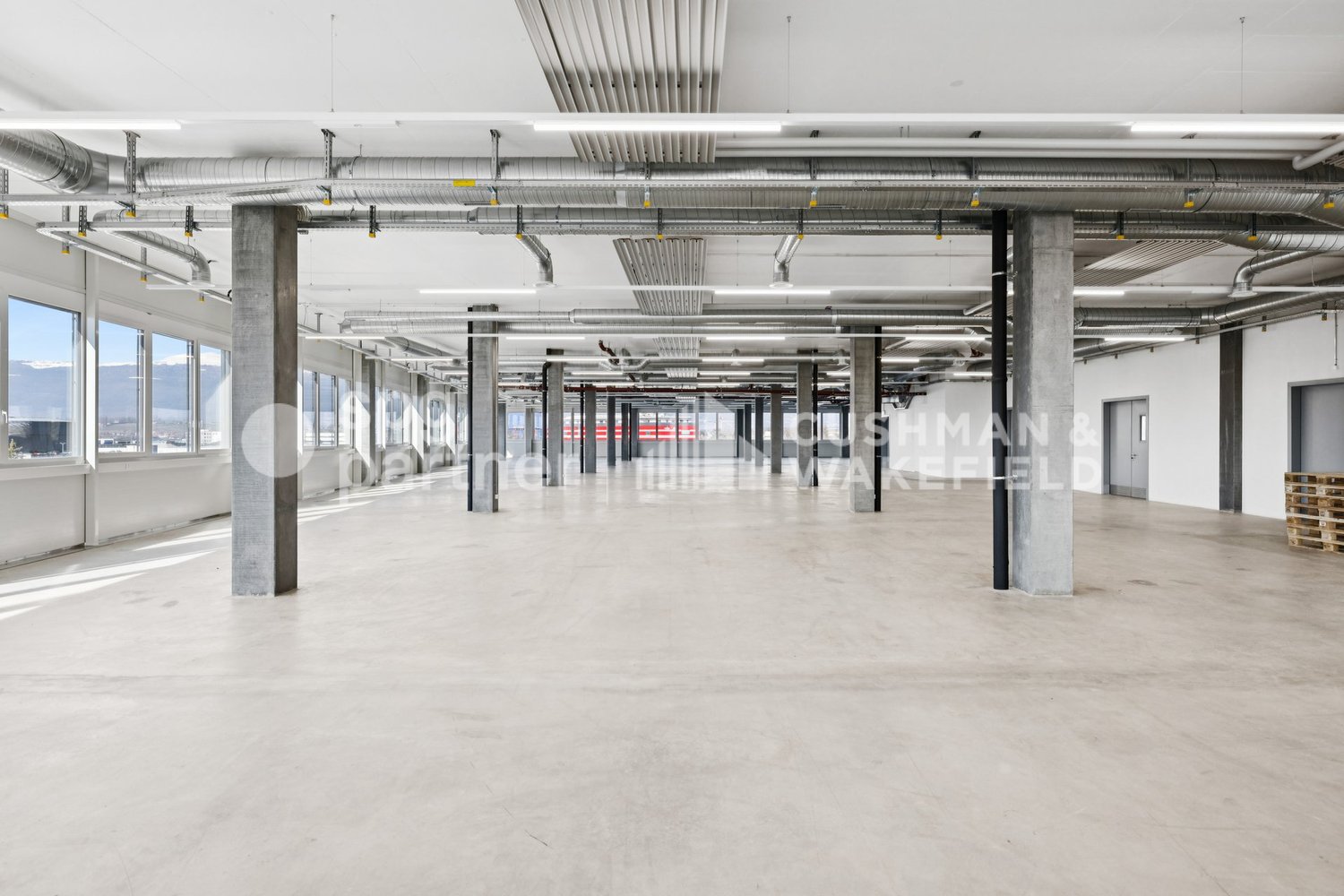 500m² commercial