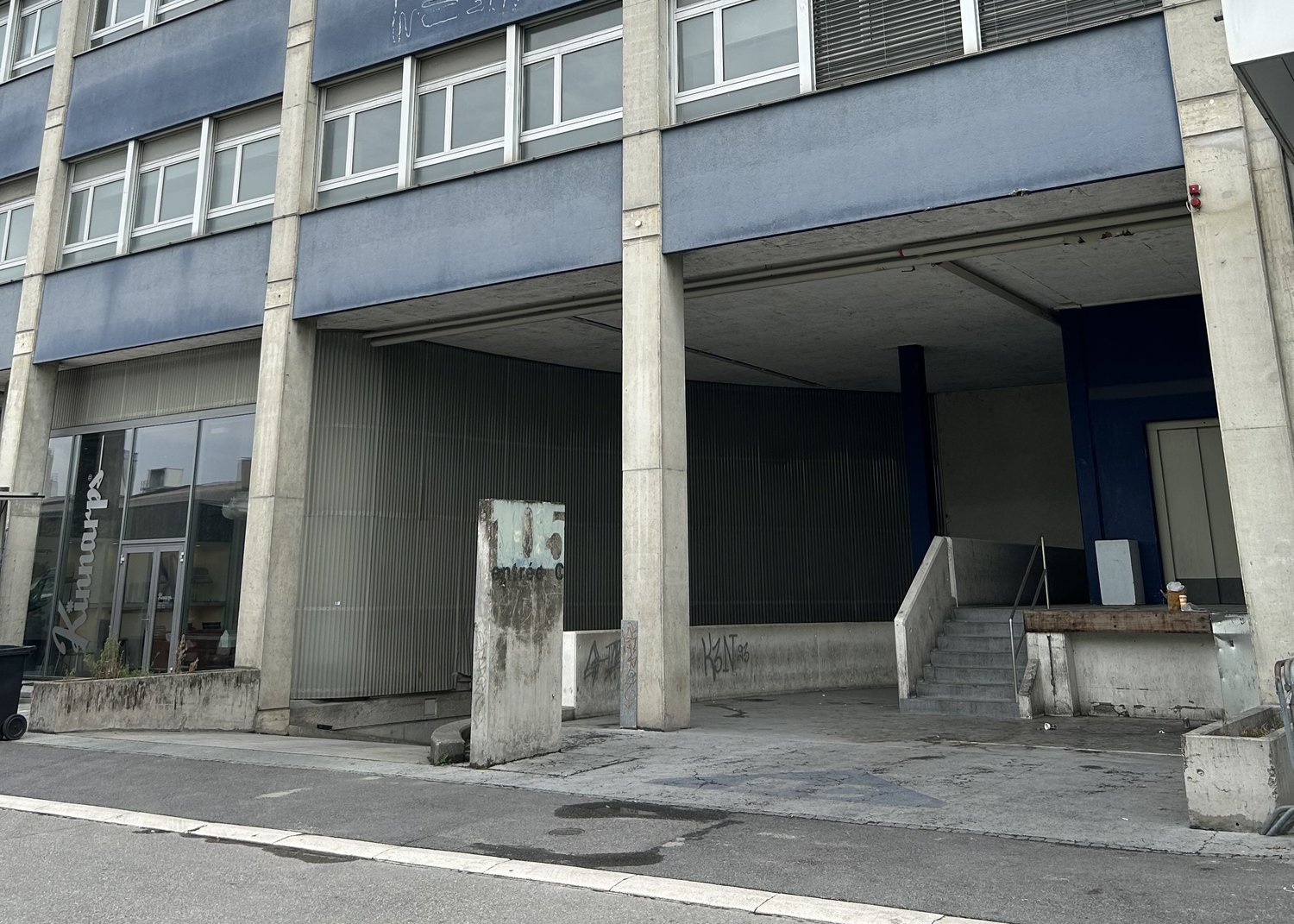 300m² industrial object