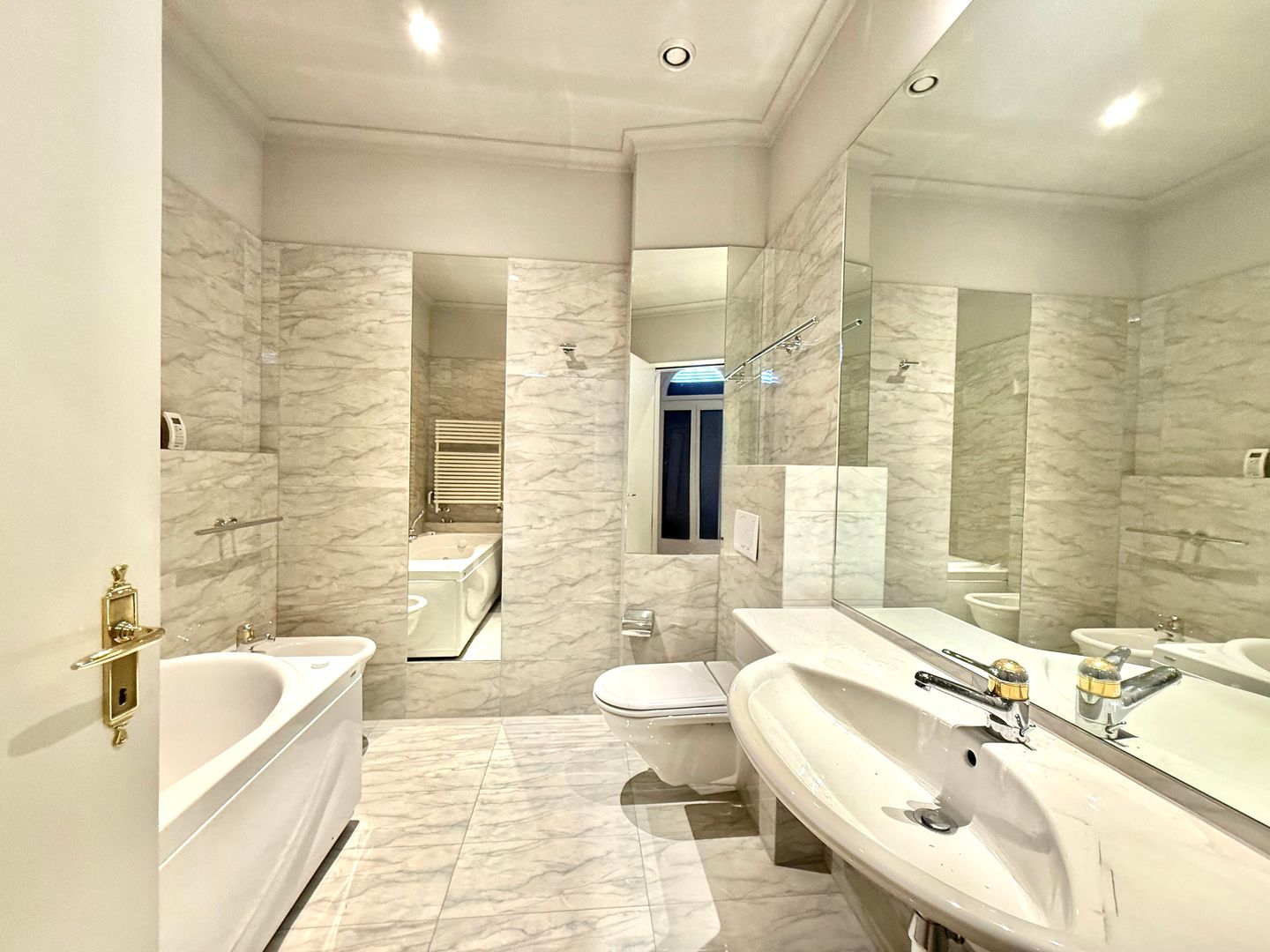 3 rooms apartment