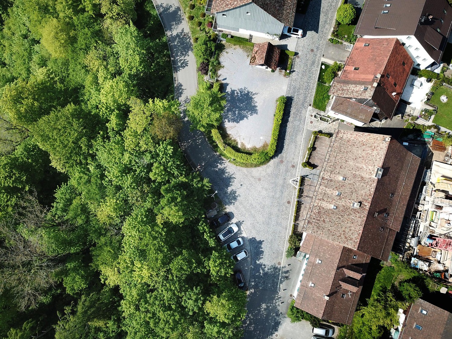 10 rooms single house