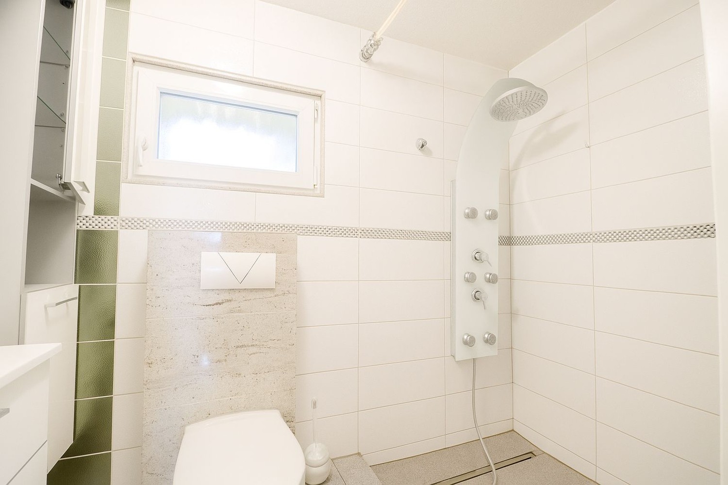 10 rooms apartment