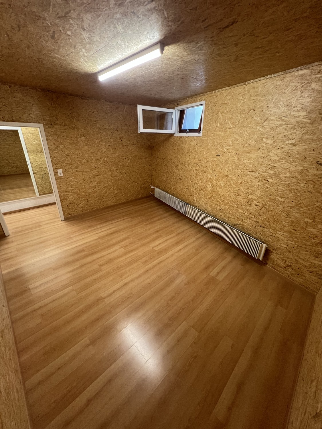 16-16m² commercial