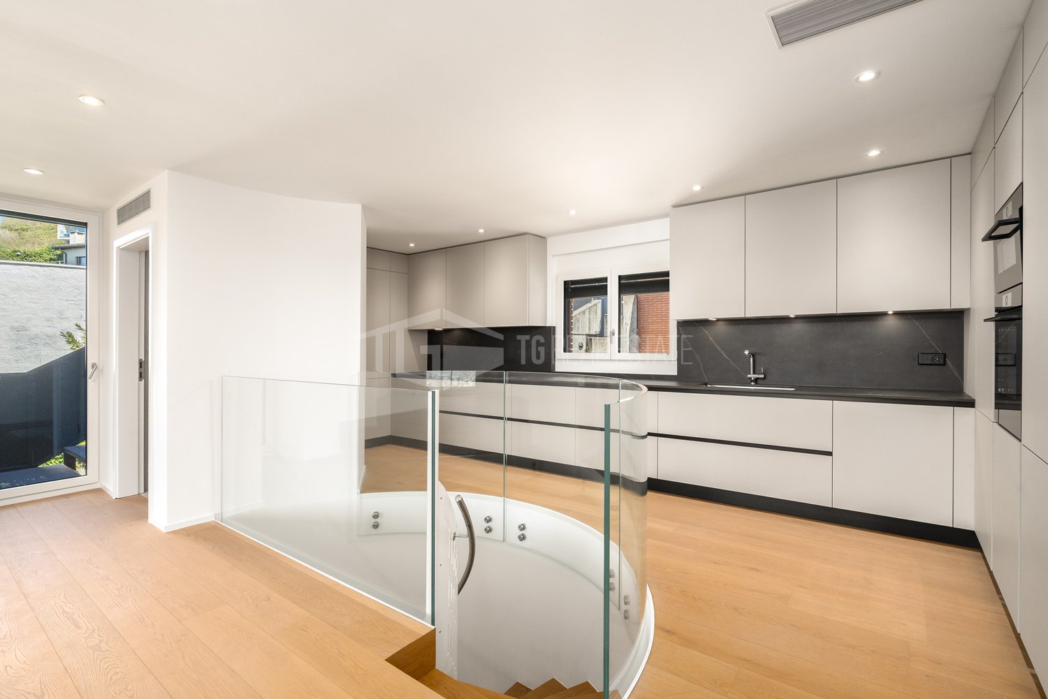 5 ½ rooms villa
