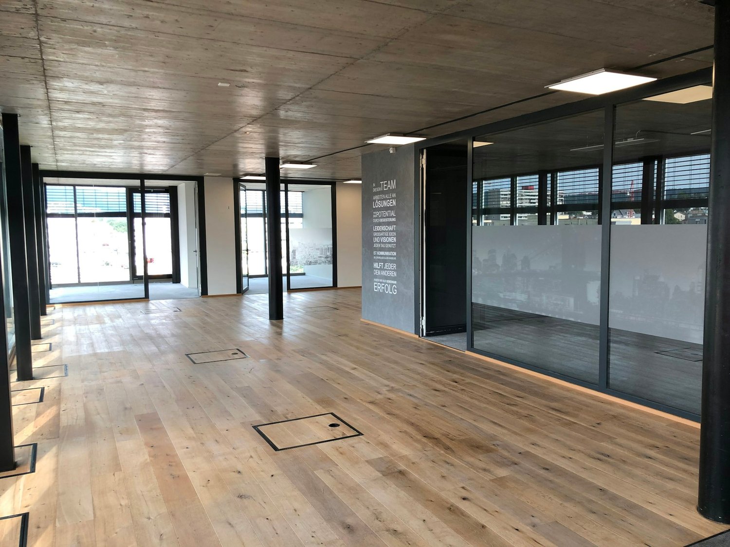 703m² ufficio