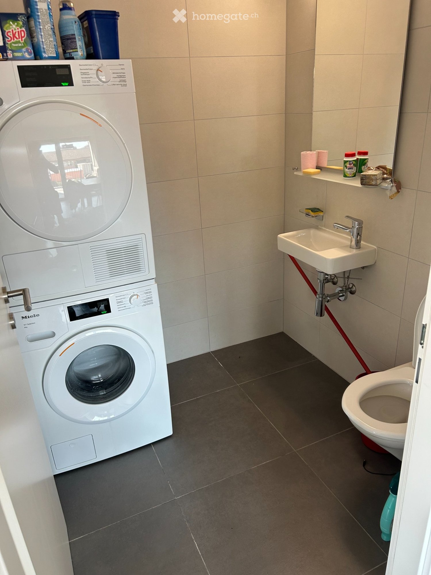 1 room single room