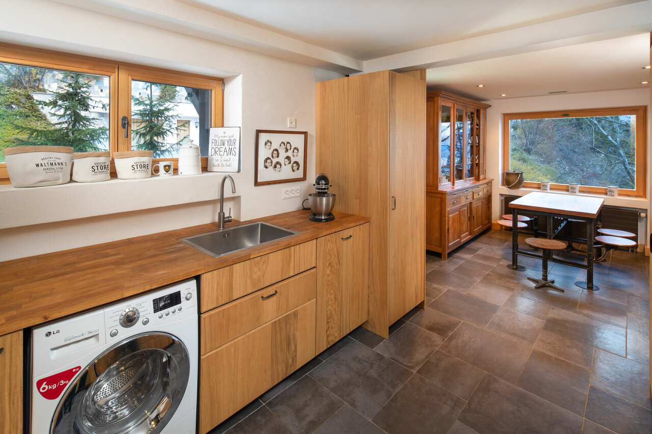 10 rooms chalet