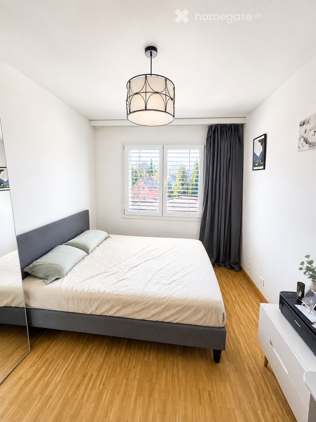 5 rooms apartment