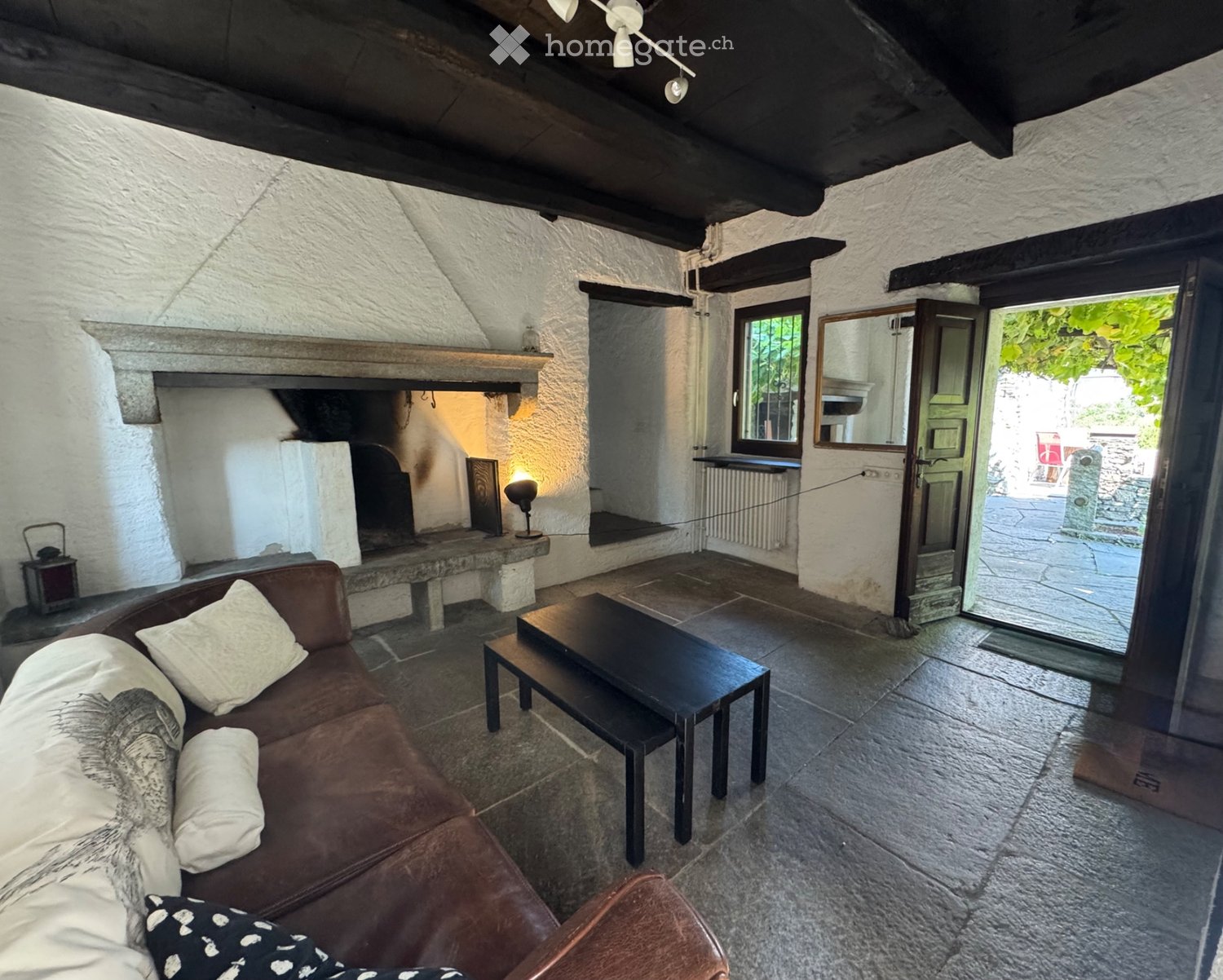 4 rooms single house
