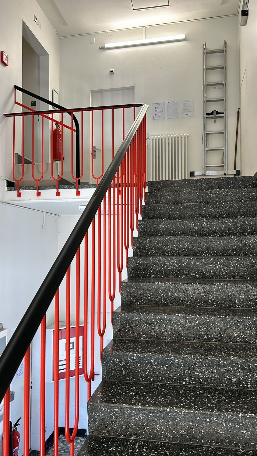 216m² office
