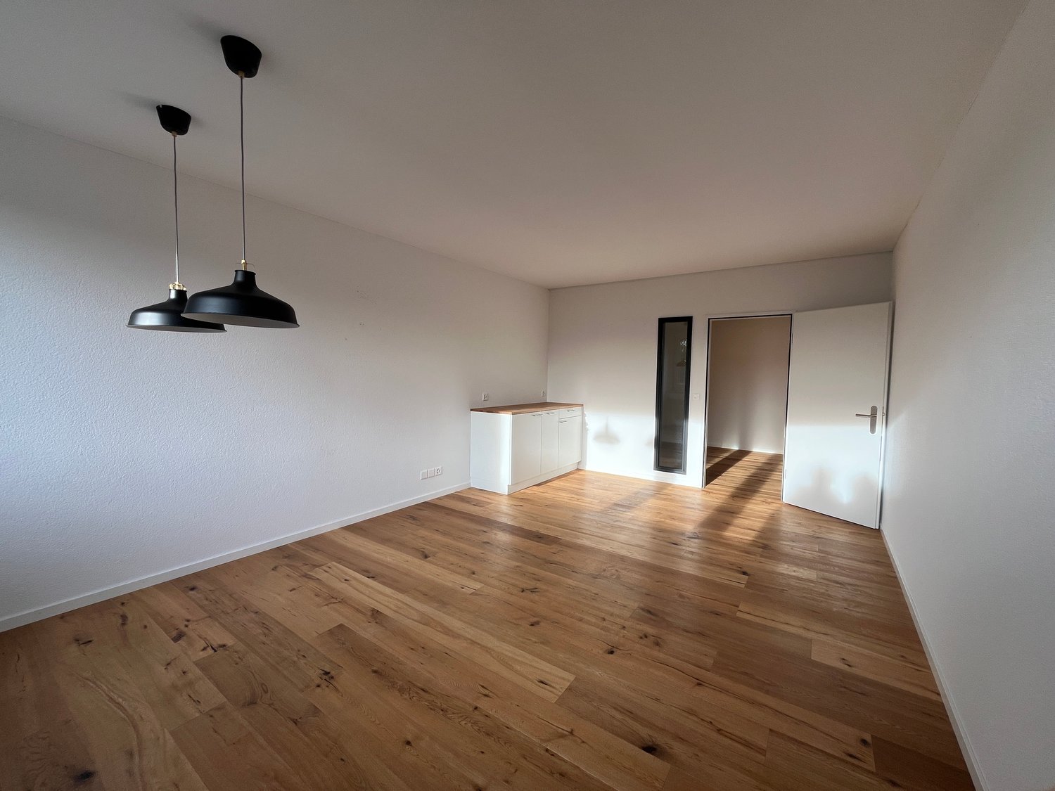 216m² commercial
