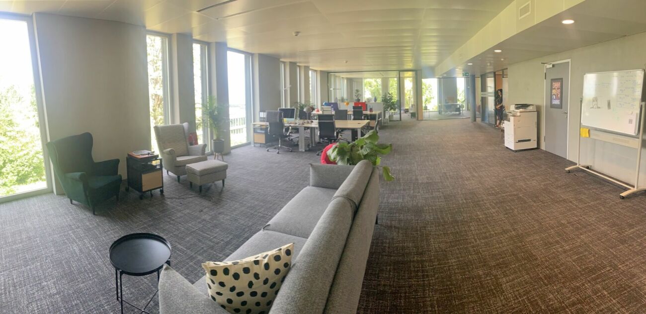 450m² office