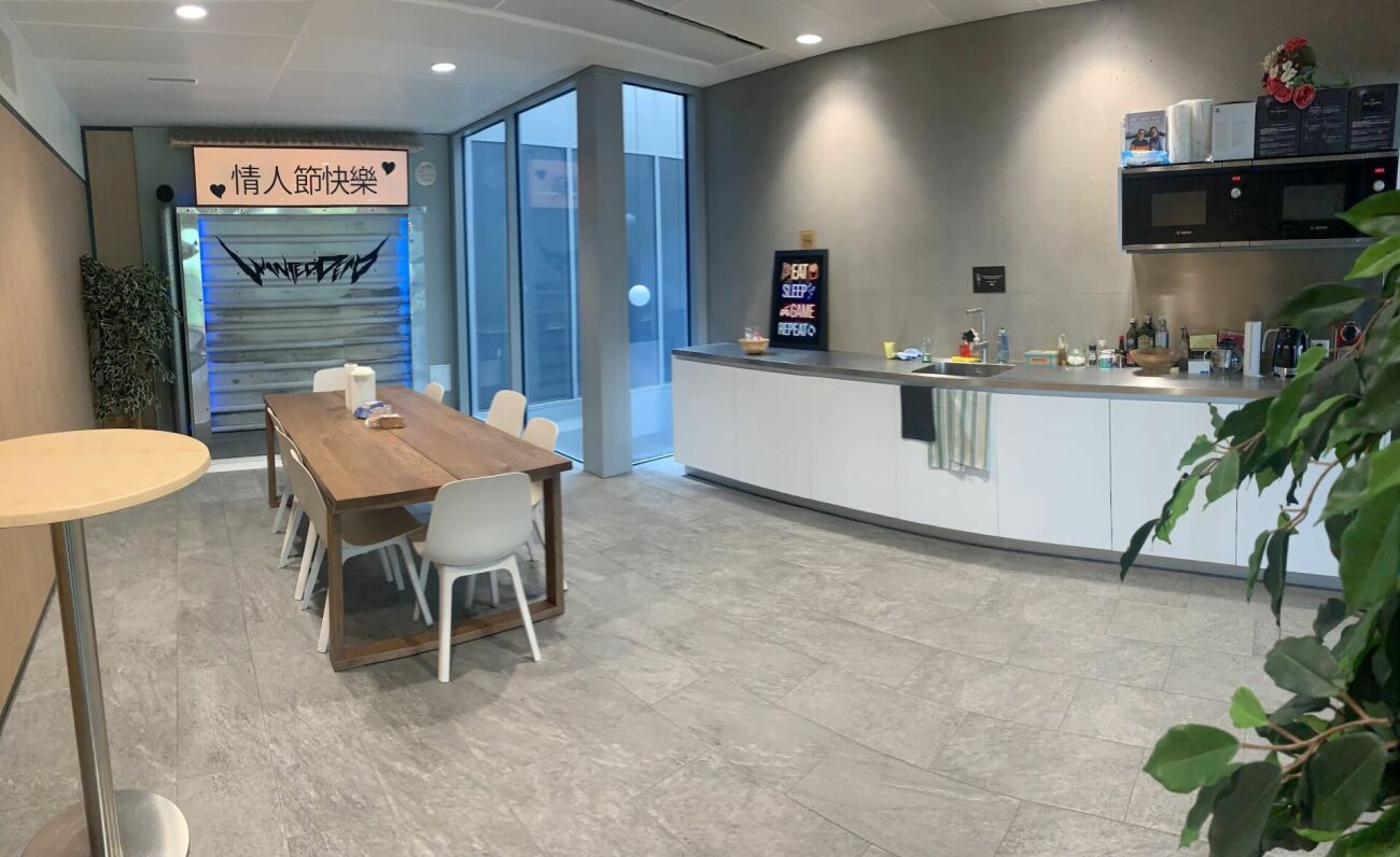 450m² office