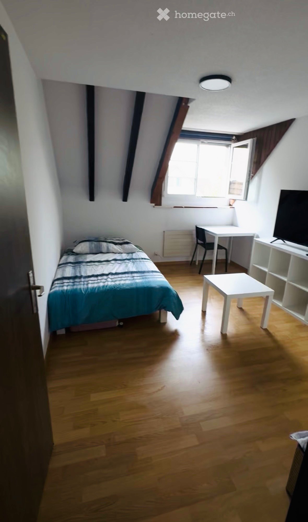 1 room single room