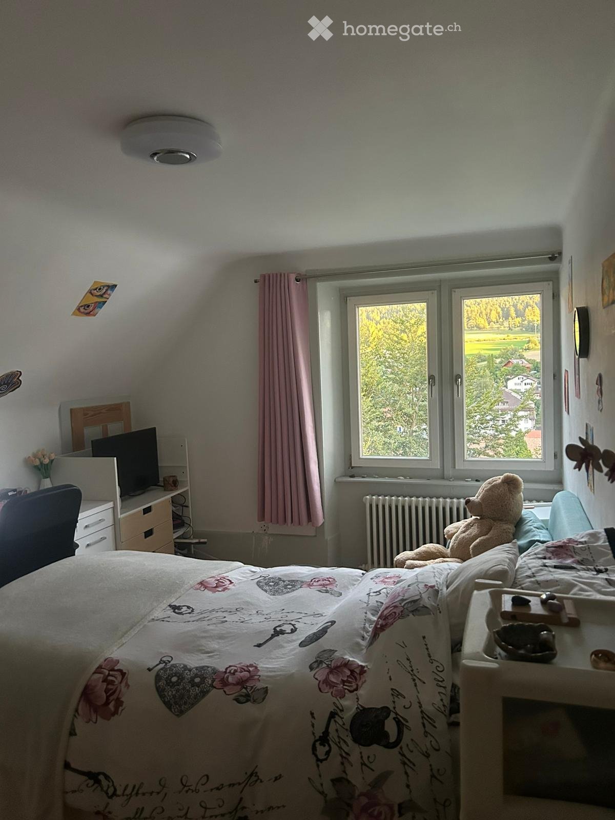 5 rooms apartment