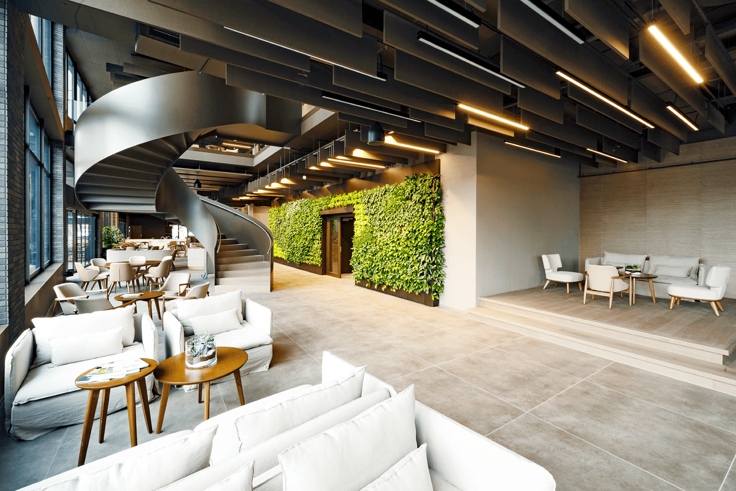 5000m² office