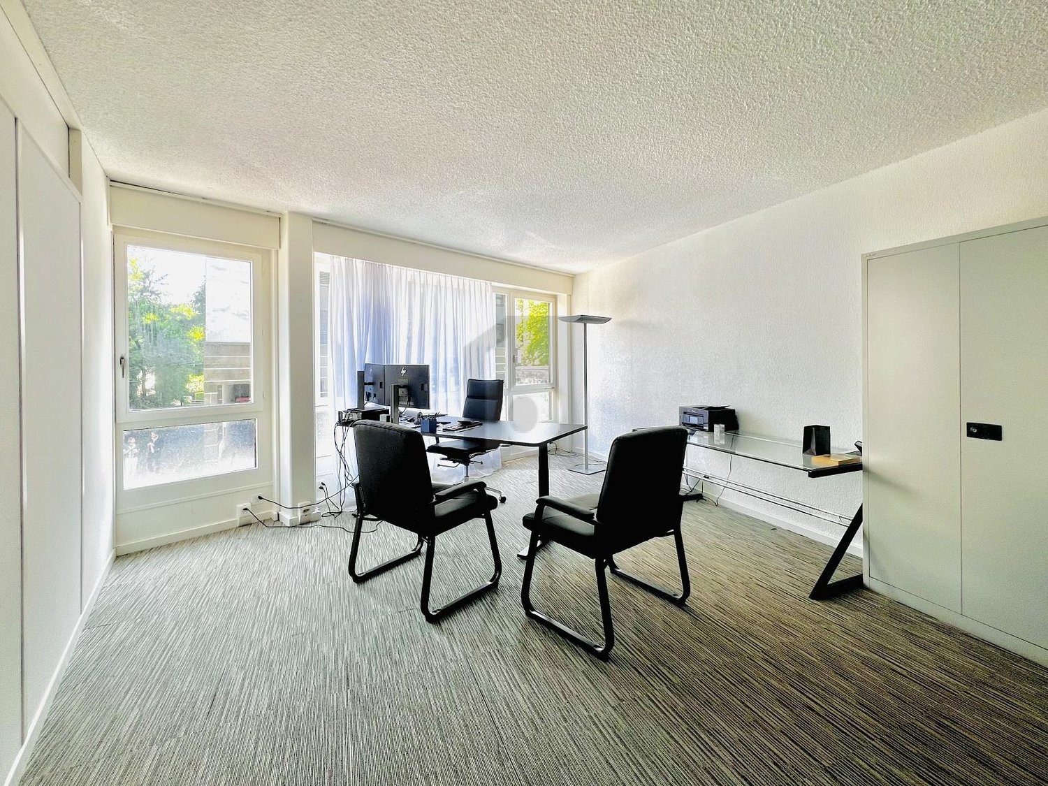 80m² Büro