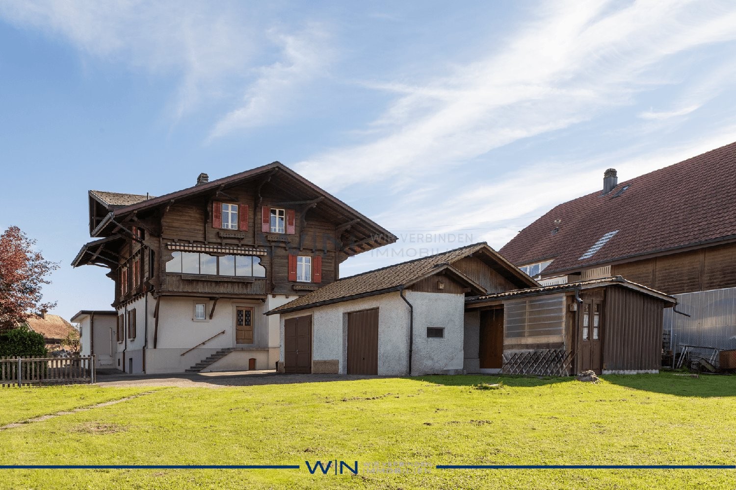 9 ½ pièces maison multifamiliale
