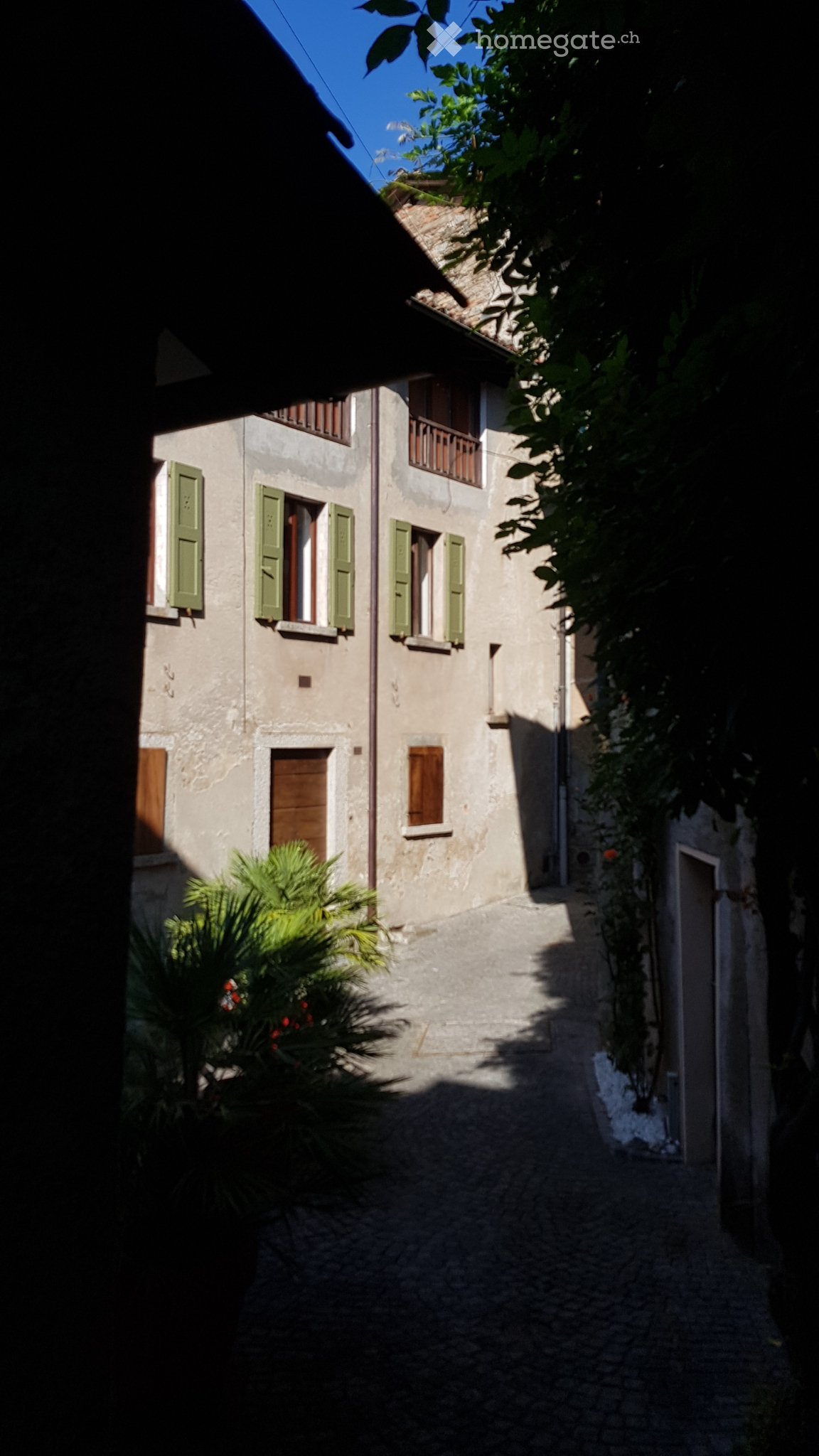 4 rooms single house