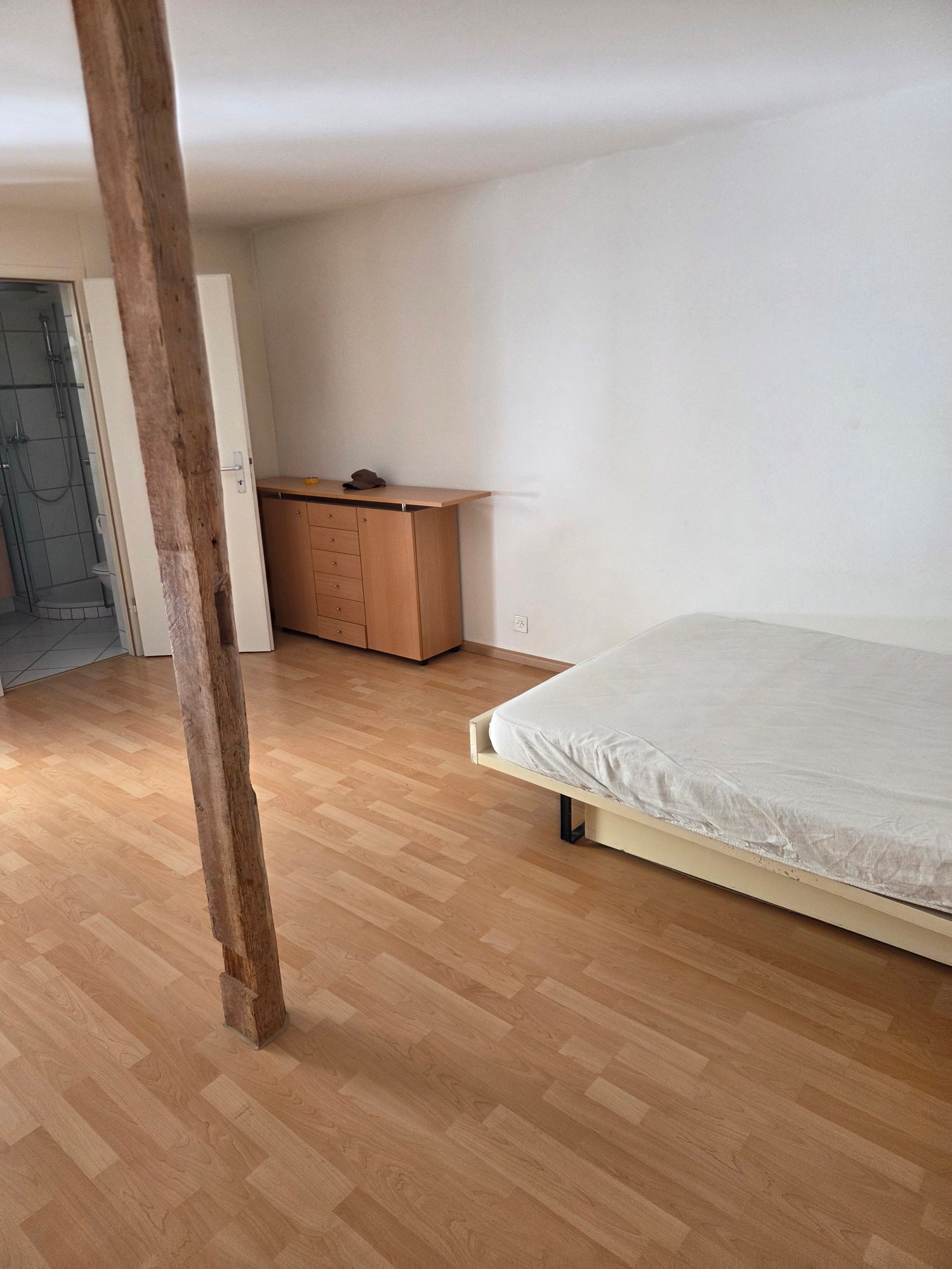 1 room studio