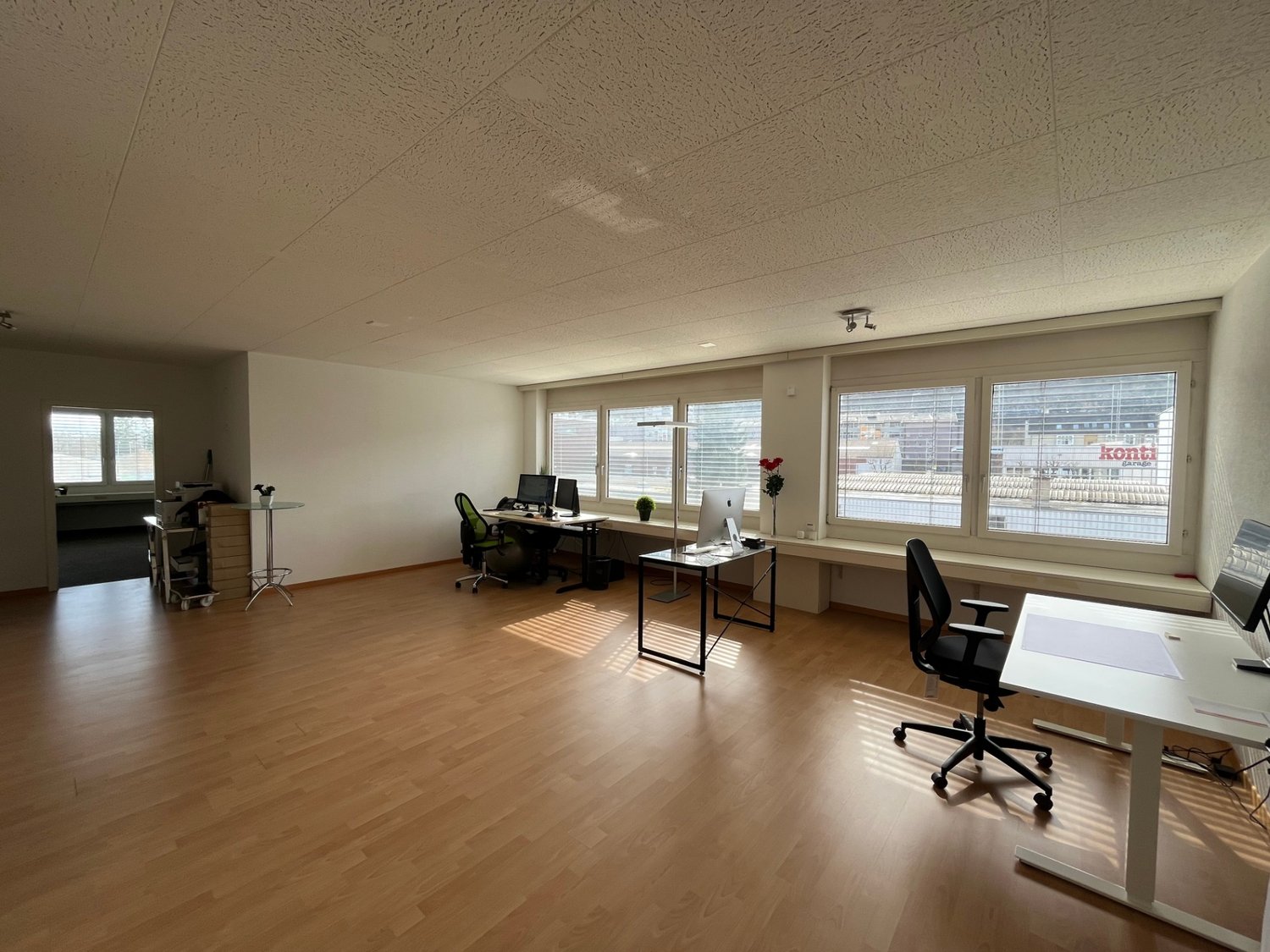 102m² commerciale