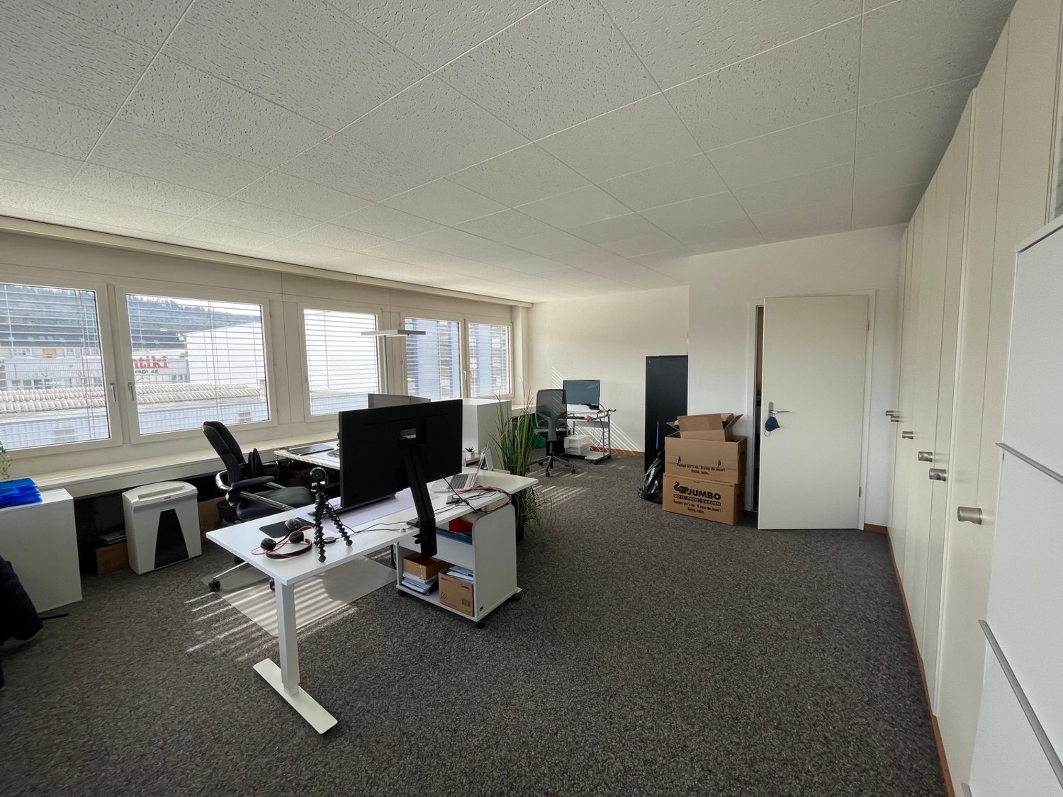 102m² commerciale