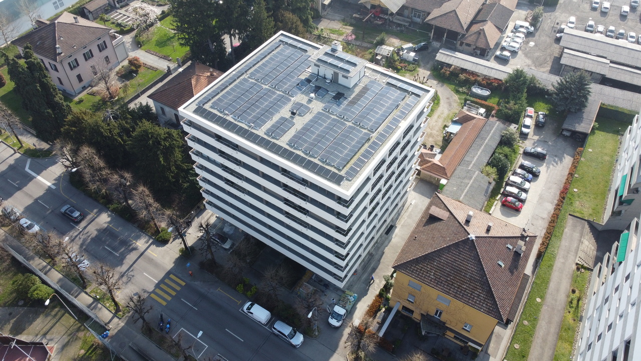 440m² office
