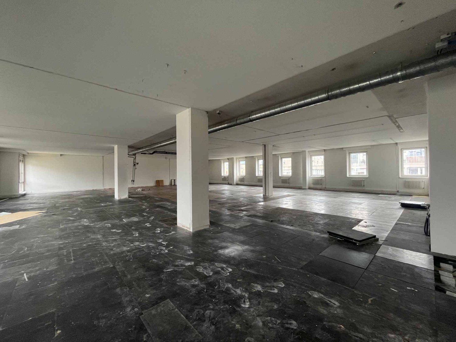 280m² Büro