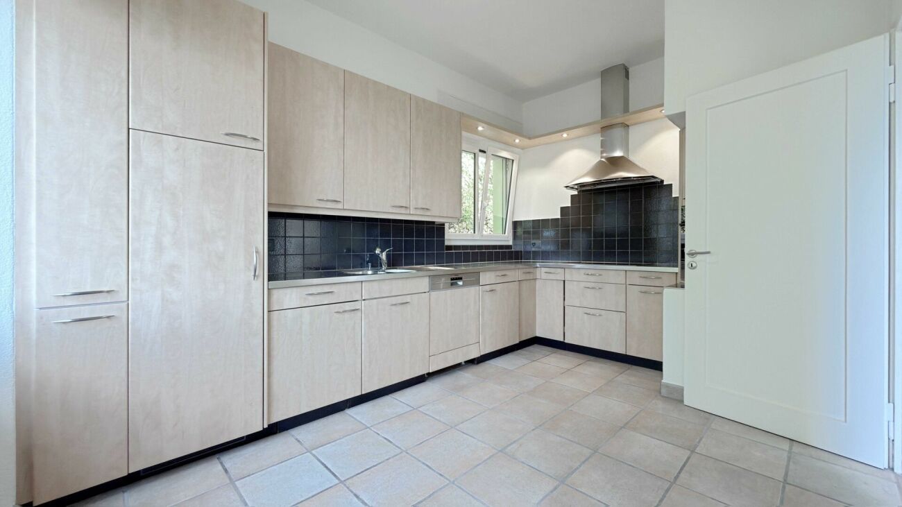 Villa con 6 ½ locali