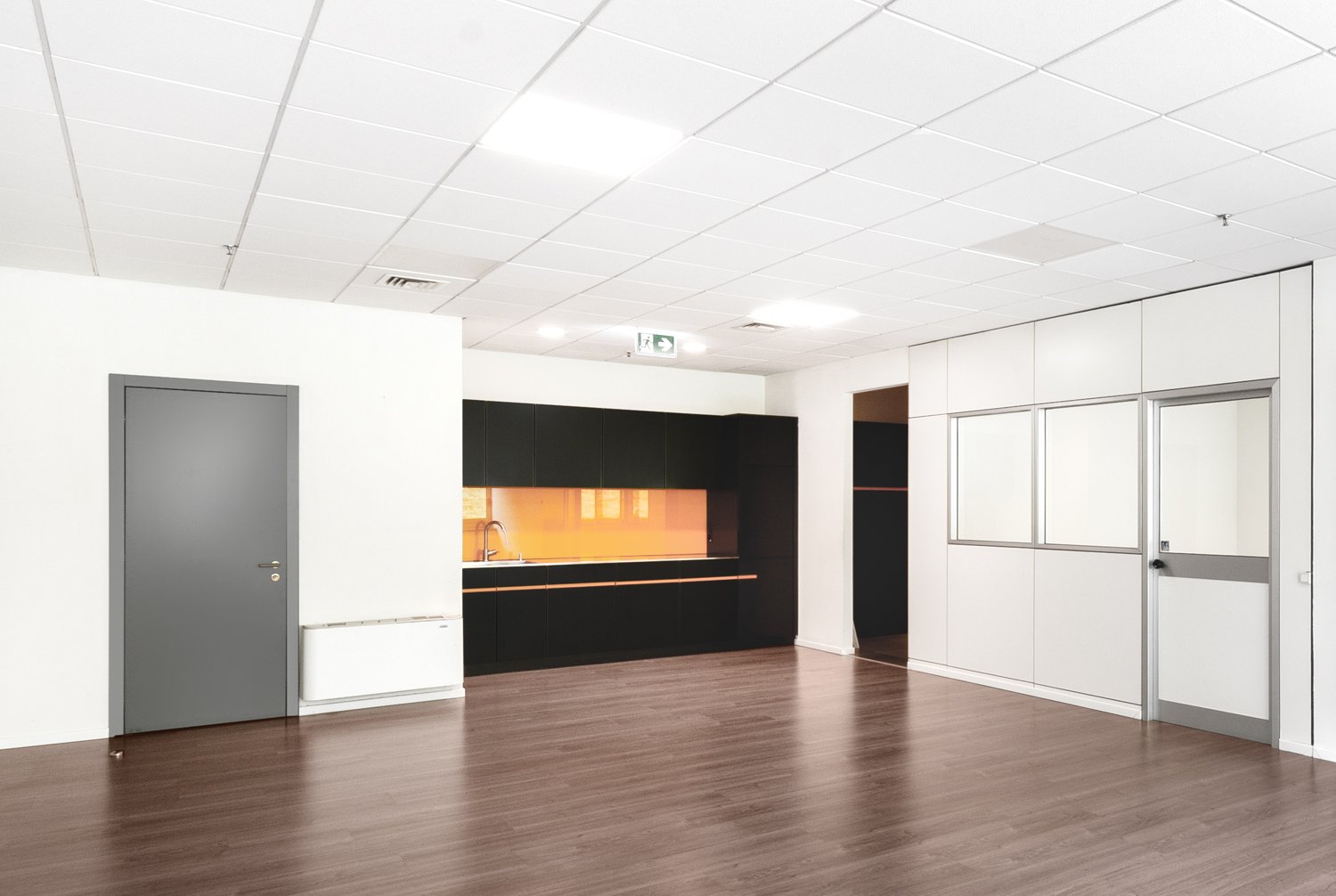 233m² office
