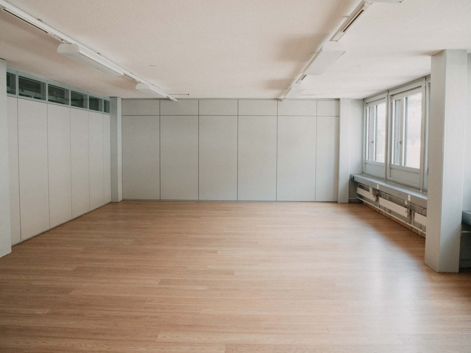 69m² office