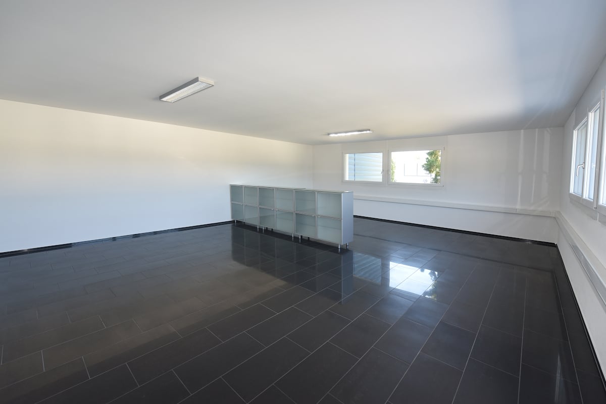 53m² office