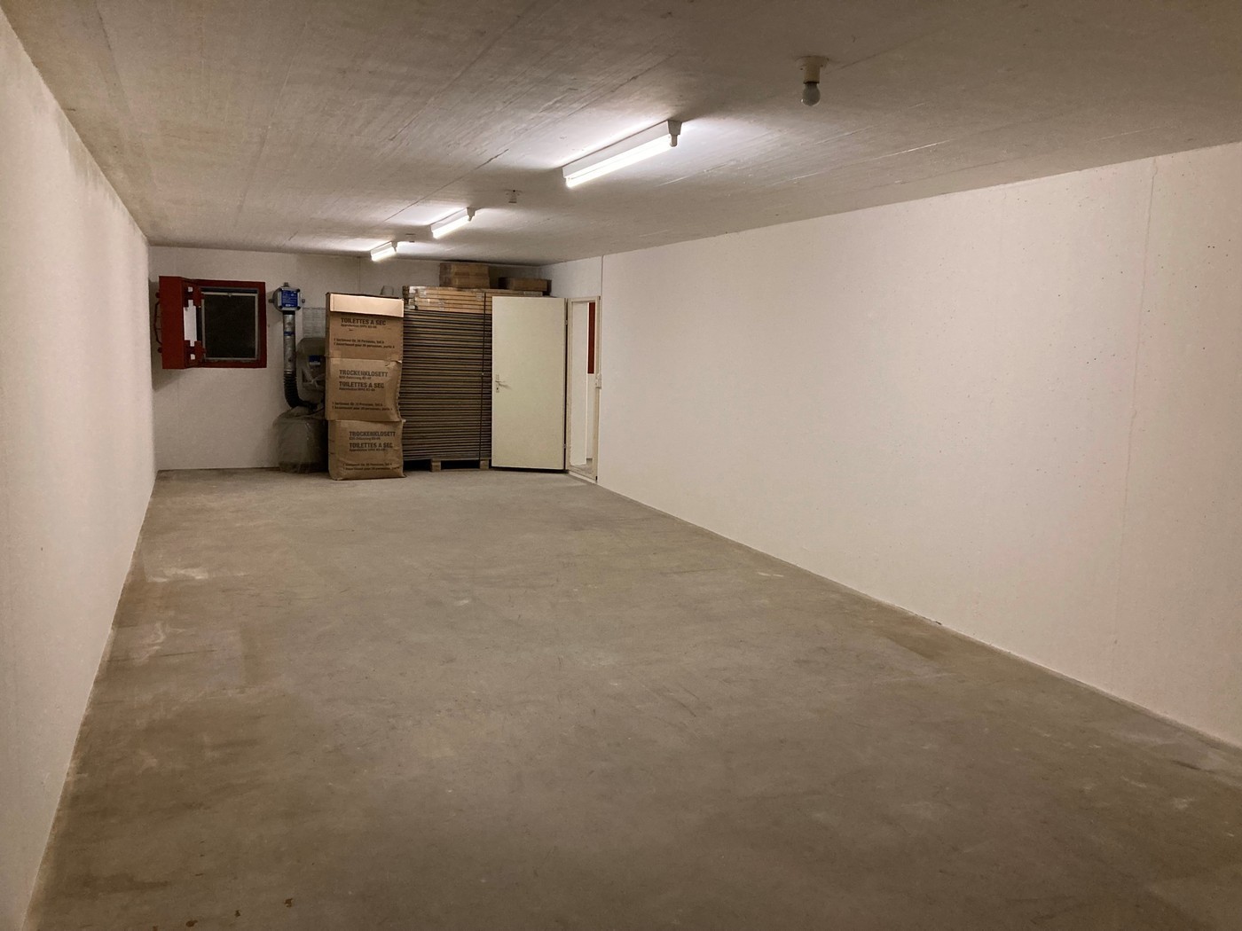 Cellar compartment