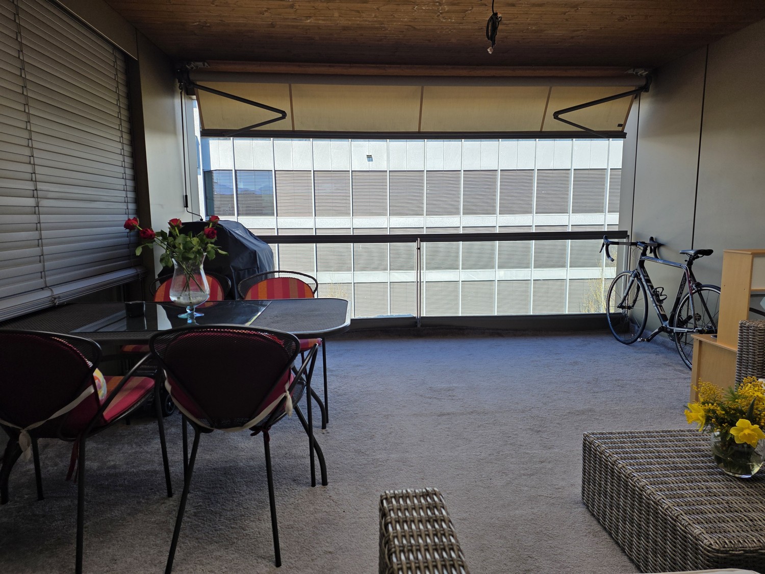 5 rooms apartment