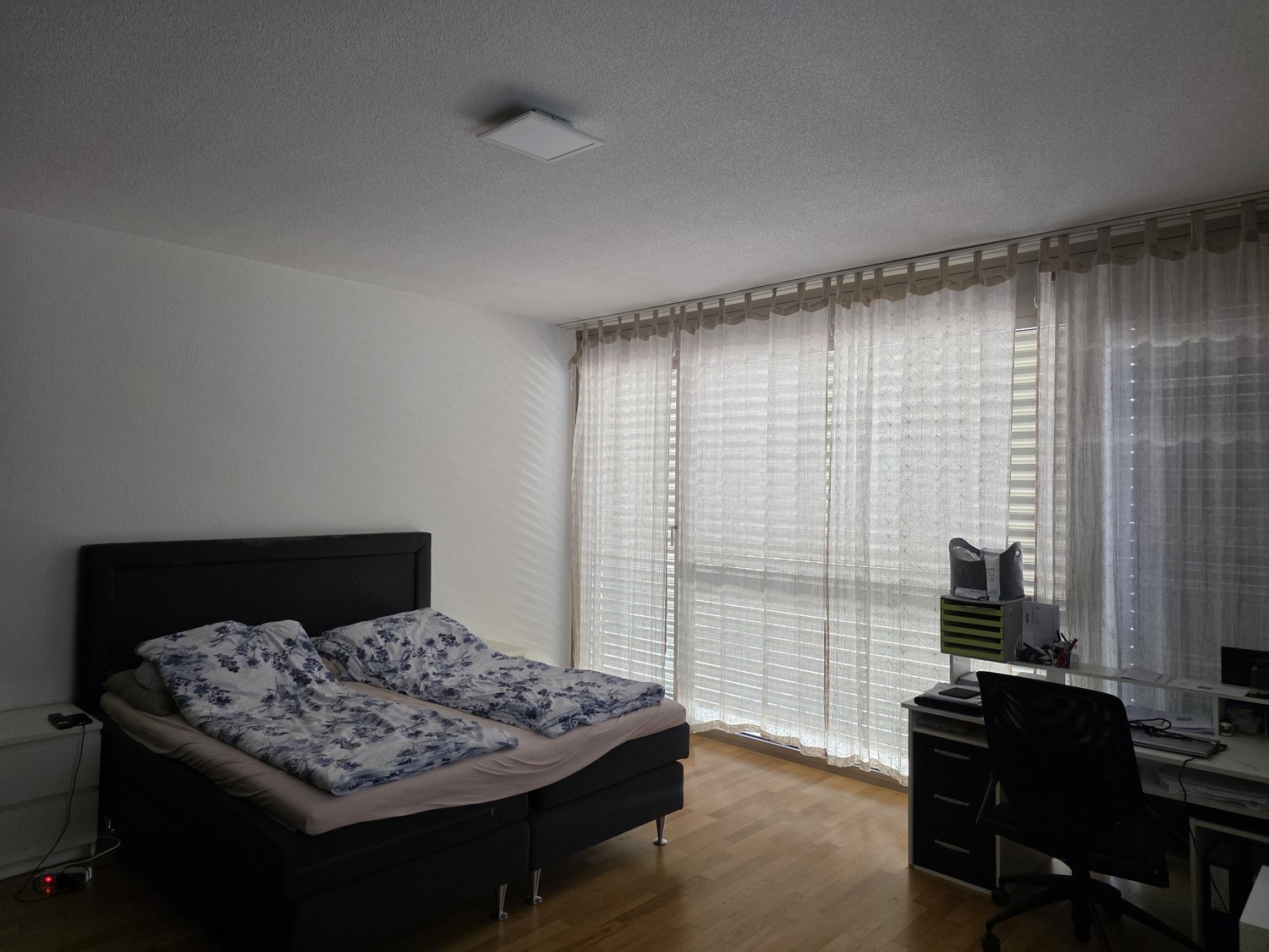 5 rooms apartment