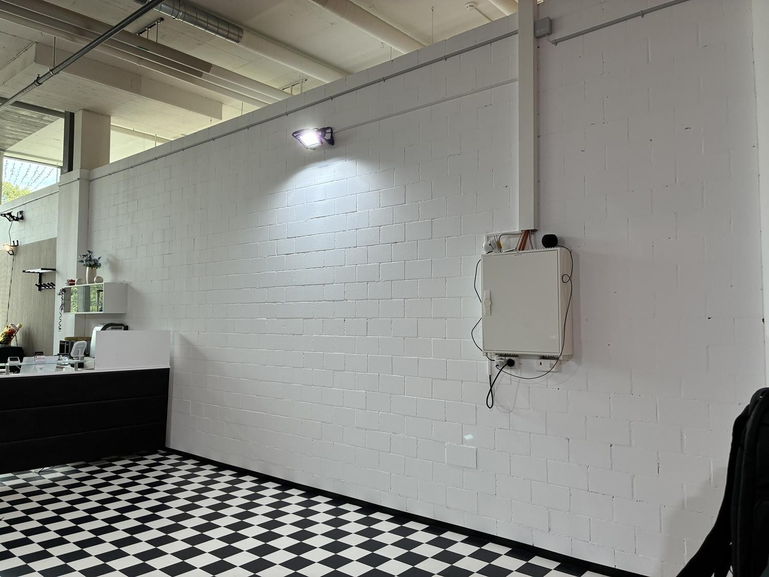 125-125m² commercial