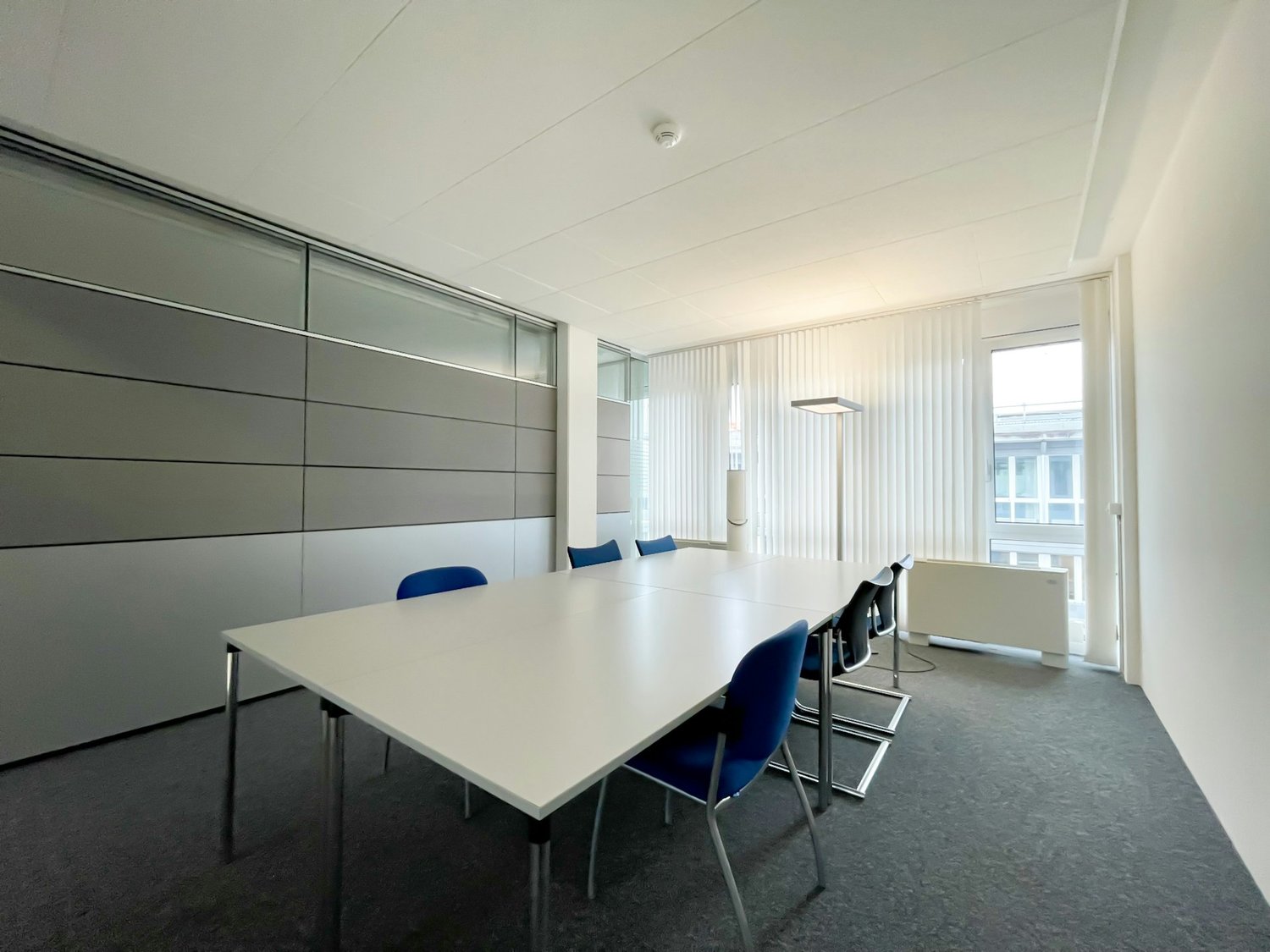 25m² office